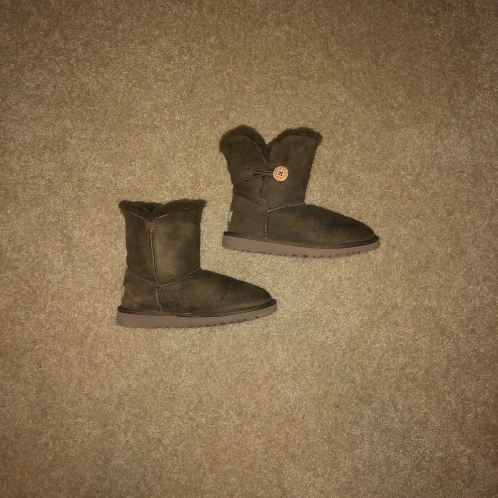 Ugg Boots Australia - Picture 3 of 5